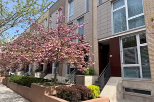 129 N 3rd St, New York City, NY 11249 - Photo 13