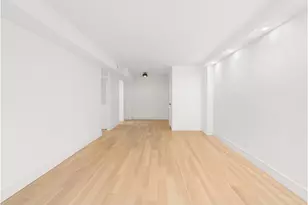 321 E 48th St, New York City, NY 10017 - Photo 7