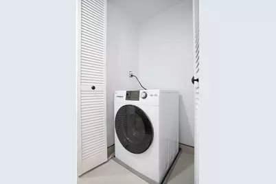 321 E 48th Street #11F, New York City, NY 10017 - Photo 5