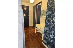 250 E 54th St, New York, NY 10022 - Photo 9