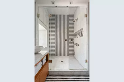 21 E 66th Street #8W, New York City, NY 10065 - Photo 17