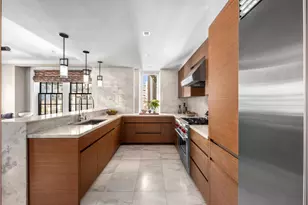 21 E 66th St, New York City, NY 10065 - Photo 9