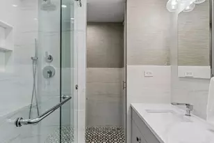 61 W 62nd St, New York City, NY 10023 - Photo 33
