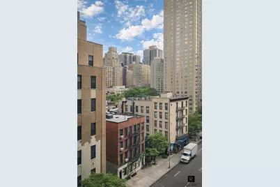 240 E 55th Street #9-E, New York City, NY 10022 - Photo 5