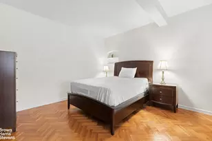 333 W 57th St, New York City, NY 10019 - Photo 3
