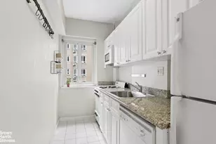 333 W 57th St, New York City, NY 10019 - Photo 5