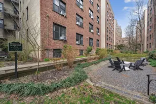 35-35 75th St, New York City, NY 11372 - Photo 23