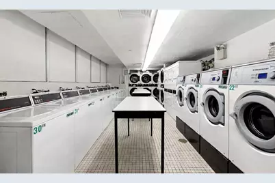 235 E 40th Street #7C, New York, NY 10016 - Photo 9