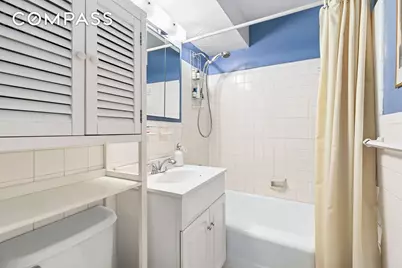 321 E 45th Street #9F, New York City, NY 10017 - Photo 5