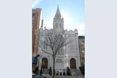 40 Greene Avenue, New York City, NY 11238 - Photo 1