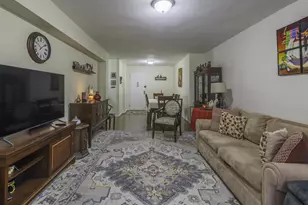 74-45 Yellowstone Blvd, New York City, NY 11374 - Photo 7