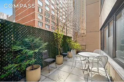 165 W 66th Street #2R, New York, NY 10023 - Photo 5