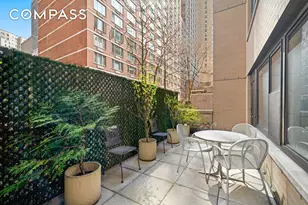 165 W 66th St, New York, NY 10023 - Photo 5