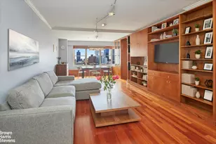 370 E 76th St, New York City, NY 10021 - Photo 1