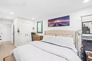 2 Elmwood Park Dr, New York City, NY 10314 - Photo 13