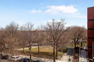 39-60 54th St, New York City, NY 11377 - Photo 17