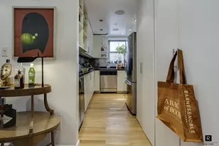 525 E 11th St, New York City, NY 10009 - Photo 7