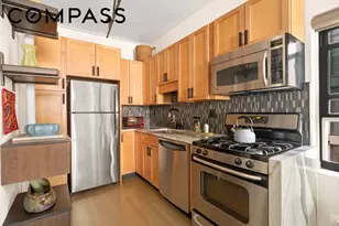 104 E 37th St, New York City, NY 10016 - Photo 5
