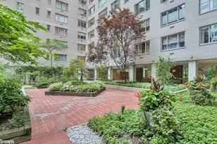 200 E 57th St, New York City, NY 10022 - Photo 15
