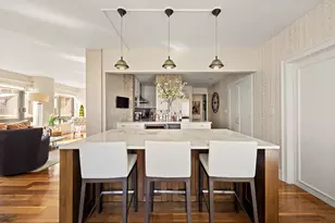 167 E 61st St, New York City, NY 10065 - Photo 5