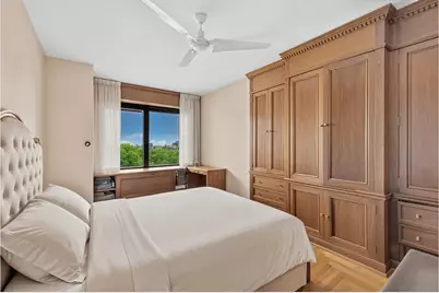 301 W 57th Street #28C, New York City, NY 10019 - Photo 5
