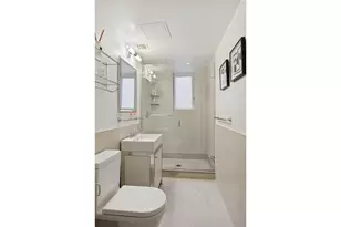 160 Central Park S, New York, NY 10019 - Photo 13