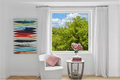 160 Central Park S #401, New York City, NY 10019 - Photo 3