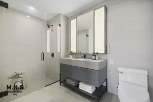 36-20 Steinway St, New York City, NY 11101 - Photo 31