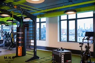 36-20 Steinway St, New York City, NY 11101 - Photo 9