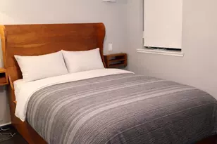 319 E 105th St, New York City, NY 10029 - Photo 7