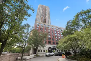 200 Rector Pl, New York, NY 10280 - Photo 3