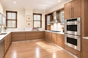 171 W 57th St, New York City, NY 10019 - Photo 3