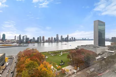 845 United Nations Plaza #19A, New York City, NY 10017 - Photo 15