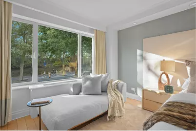 1050 5th Avenue #2E, New York, NY 10028 - Photo 9