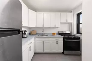 205 Clinton Ave, New York City, NY 11205 - Photo 5
