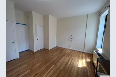 2020 Broadway #5G, New York City, NY 10023 - Photo 5