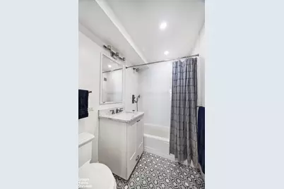 176 E 71st Street #12C, New York City, NY 10021 - Photo 21