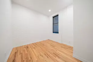 340 W 17th St, New York, NY 10011 - Photo 5