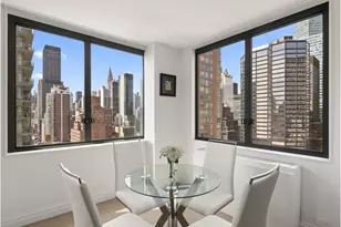 300 E 54th St, New York City, NY 10022 - Photo 5