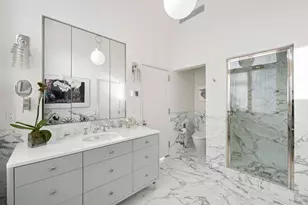 998 5th Ave, New York, NY 10028 - Photo 9