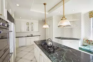 875 Park Ave, New York City, NY 10075 - Photo 9