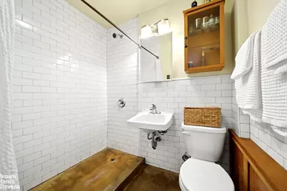 22 Irving Place #1A, New York City, NY 10003 - Photo 5