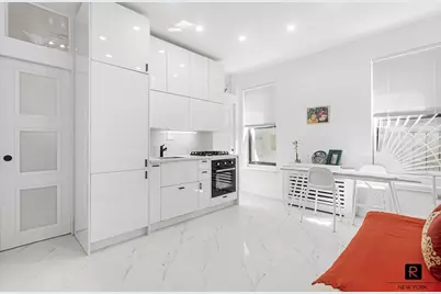 4-6 W 105th Street #6, New York, NY 10025 - Photo 1