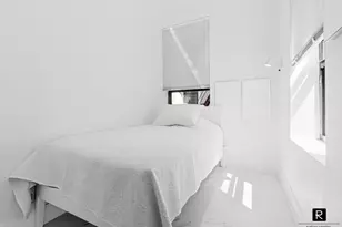 46 W 105th St, New York City, NY 10025 - Photo 5
