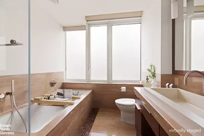 250 E 53rd Street #1502, New York, NY 10022 - Photo 11