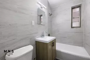 143-25 84th Dr, New York City, NY 11435 - Photo 7