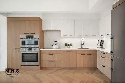 22-54 46th Street #602, New York City, NY 11105 - Photo 17