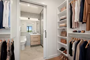 22-54 46th St, New York City, NY 11105 - Photo 15