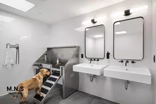 22-54 46th St, New York City, NY 11105 - Photo 31