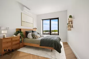 22-54 46th St, New York City, NY 11105 - Photo 5
